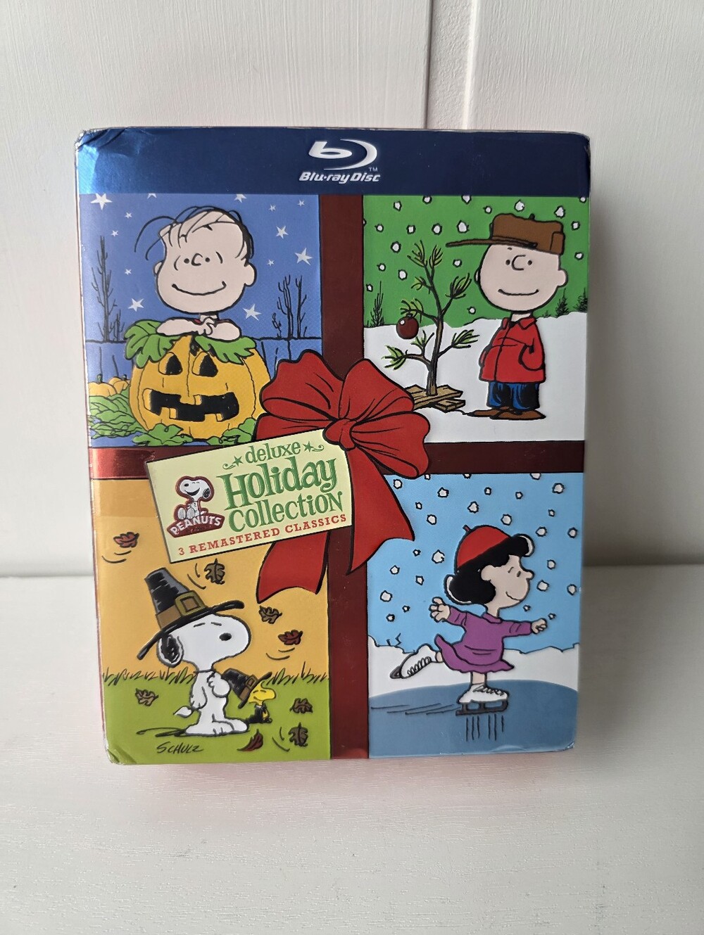 Peanuts Deluxe Holiday Collection Blu-ray + DVD 6-Disc Box Set Christmas